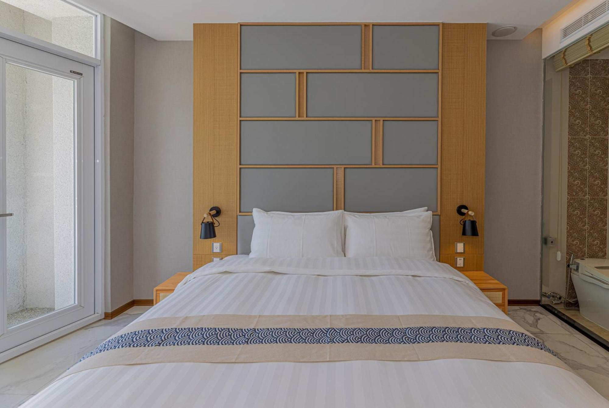 Sun Moon Lake Apollo Resort Hotel หยูฉี ภายนอก รูปภาพ