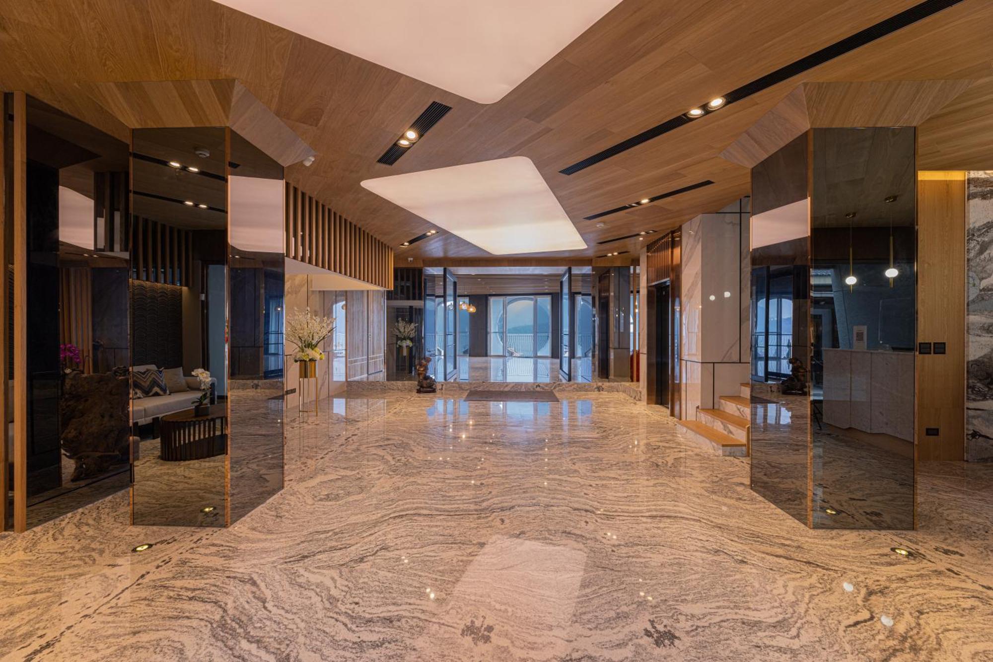 Sun Moon Lake Apollo Resort Hotel หยูฉี ภายนอก รูปภาพ